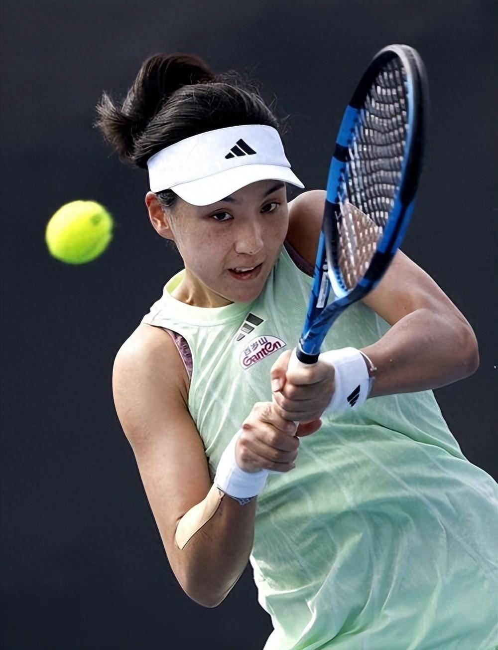 跻身于世界 跻身于世界