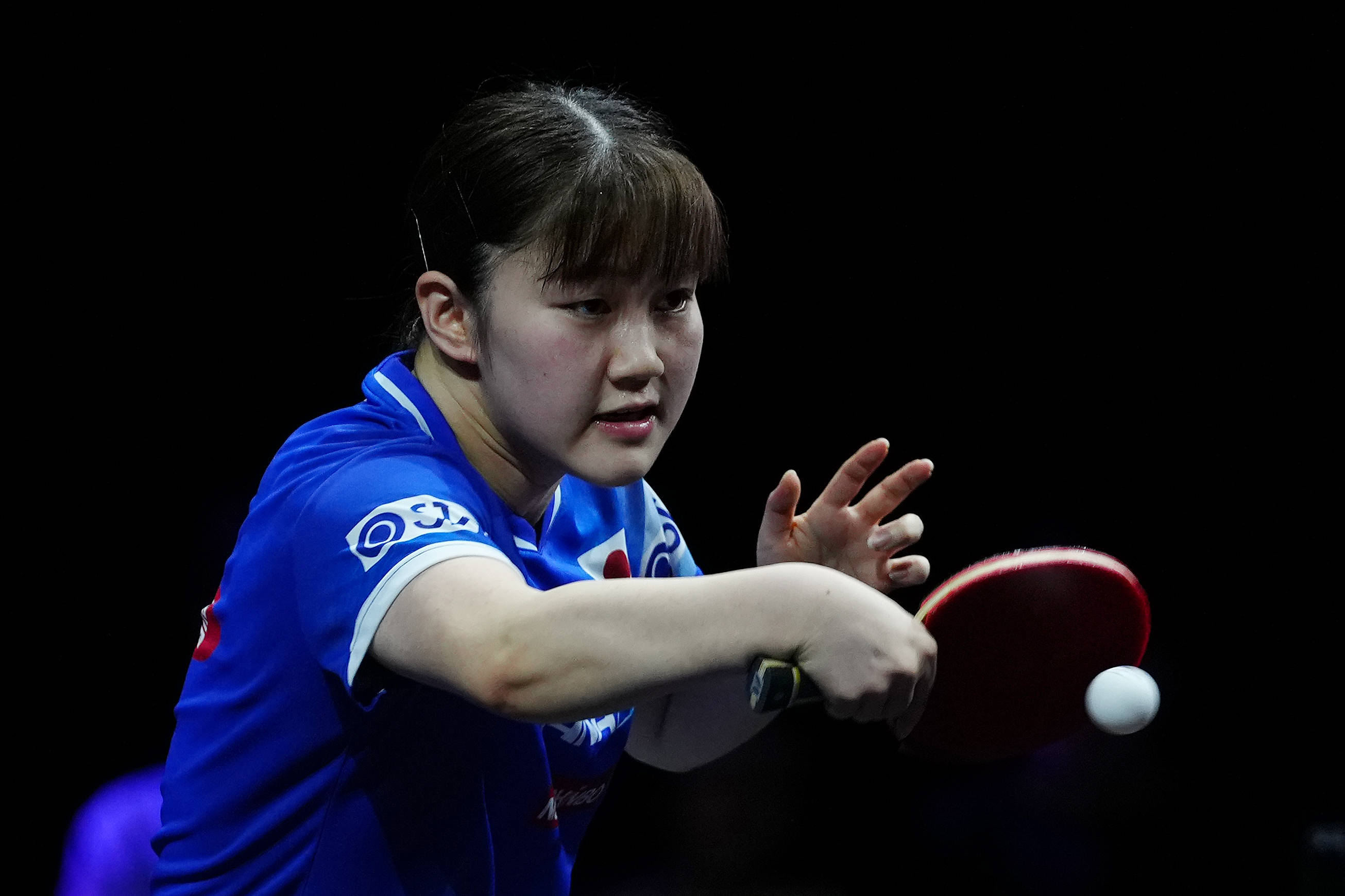 梅西再度以 梅西再度以