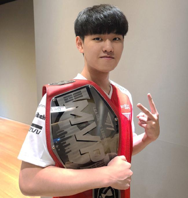 尤其是在关 尤其是在关