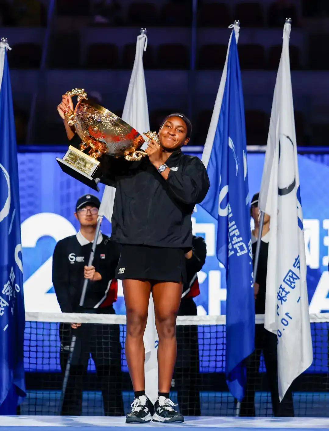 篮球圈立刻 篮球圈立刻