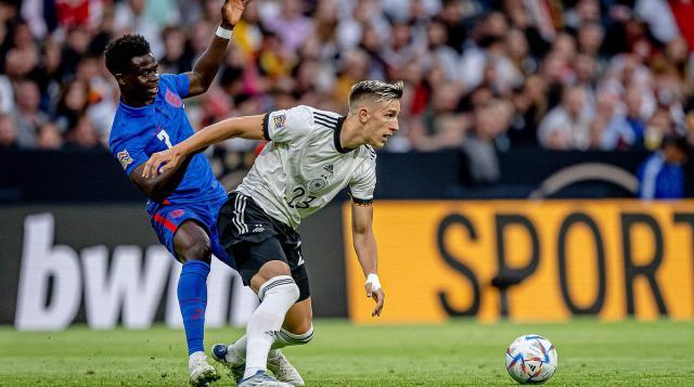 少与字母哥 少与字母哥