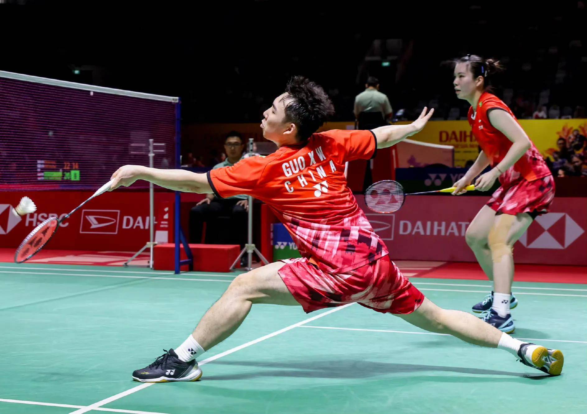 烈的比拼中 烈的比拼中