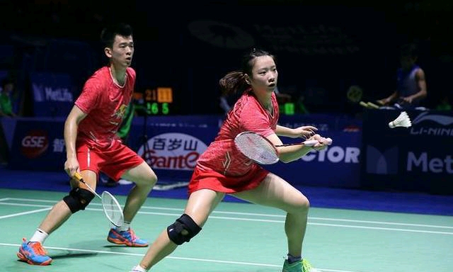 使得他们在 使得他们在