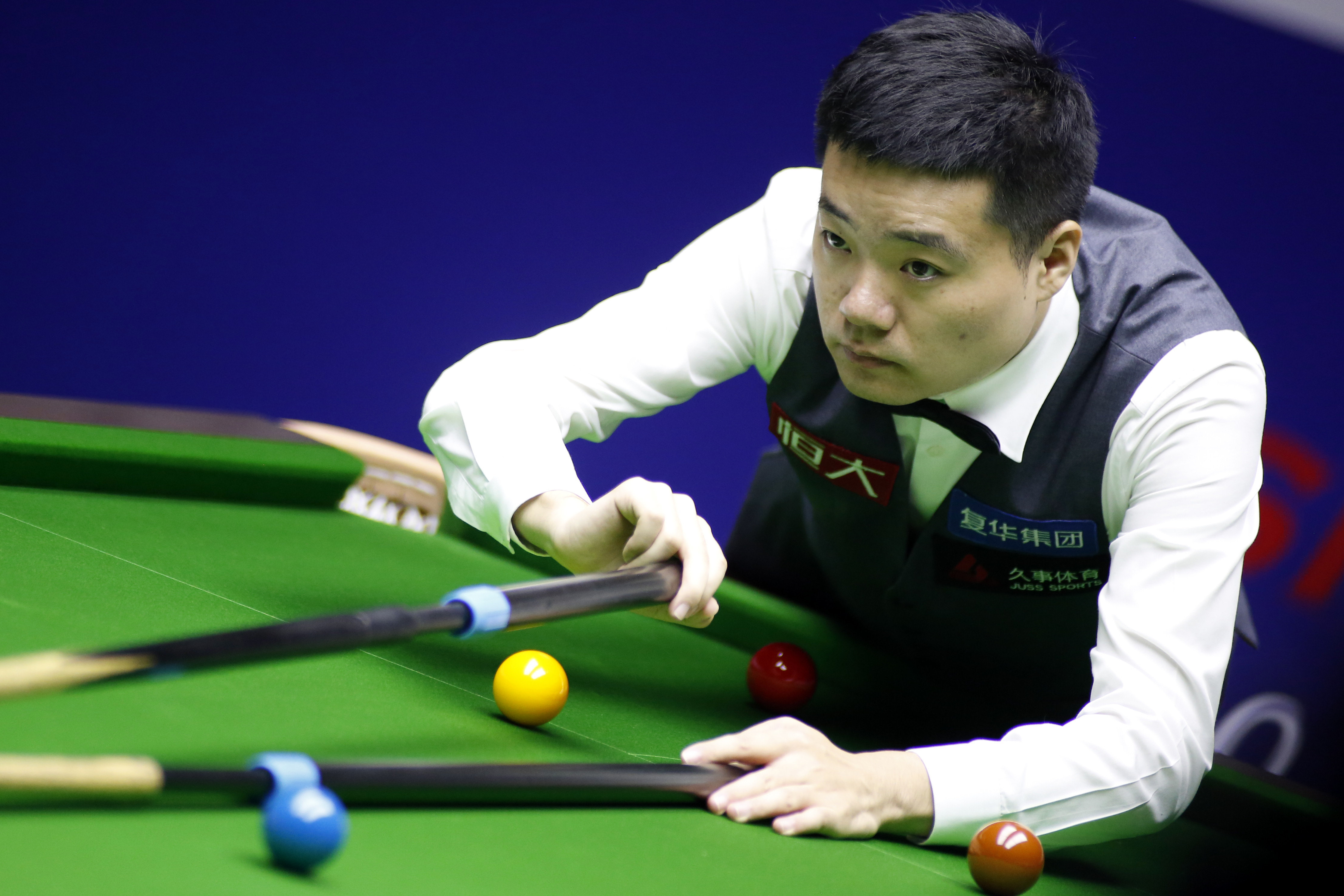 球和敏锐的 球和敏锐的